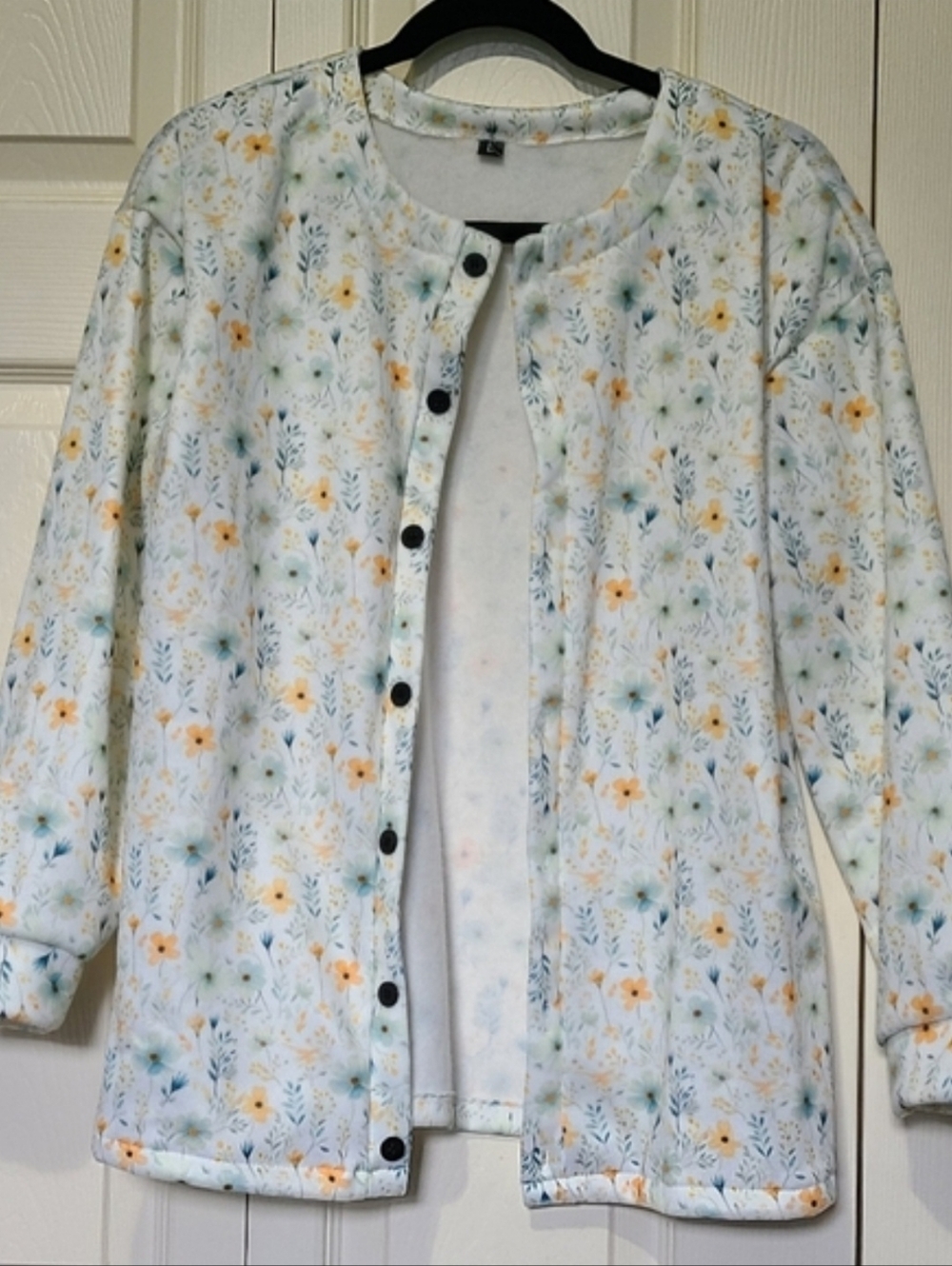 NEW Women's Floral Button-Front Cardigan Sweater White w/ Yellow & Blue Flowers